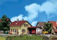 Domek jednorodzinny z wiatą garażową, H0, Faller 131224