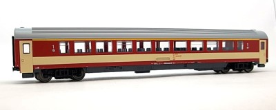 Wagon pasażerski 4 os. 1 kl. PL-PKPIC ep.VI, H0, PIKO 97004