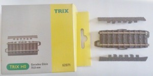 Tor prosty L = 70.8 mm na podsypce, skala H0, TRIX 62071