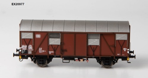 EX20977-2.jpg