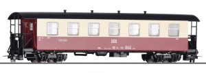 Wąskotorowy wagon osobowy 4 os. z pomostami HSB, skala H0m, Tillig 13921