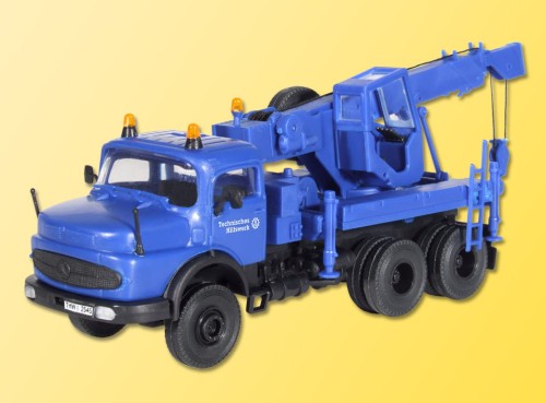 MB LA 2624 ciężarówka z dźwigiem, H0, Kibri 18459